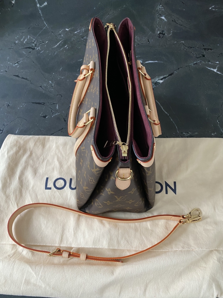 Louis Vuitton Soufflot Handbag 216537